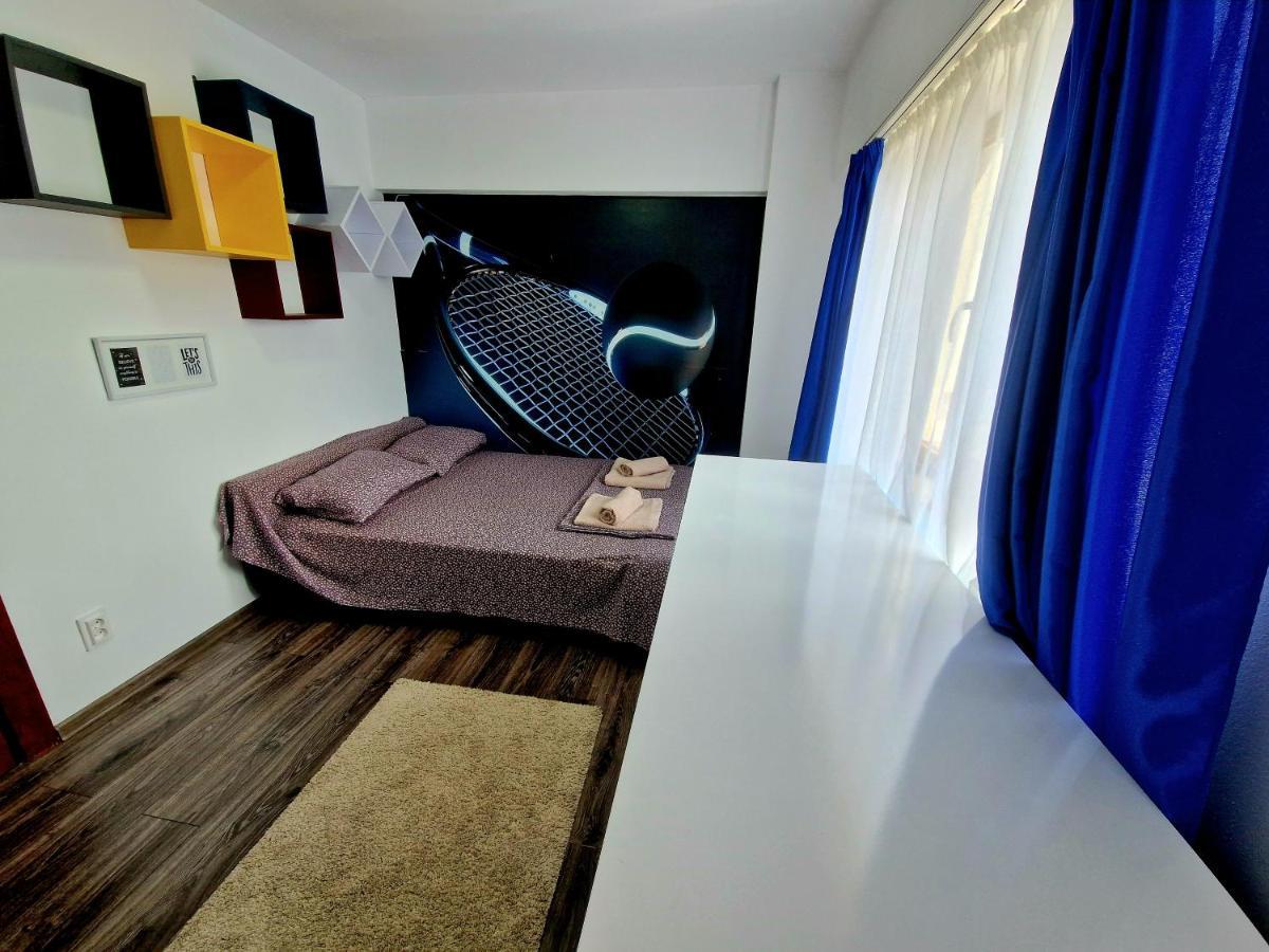 Cozy Appartment In The Center Targoviste Exterior photo